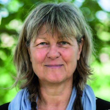 Petra Lamp, leitet den Workshop "Heilkreislieder", Dezember 2026